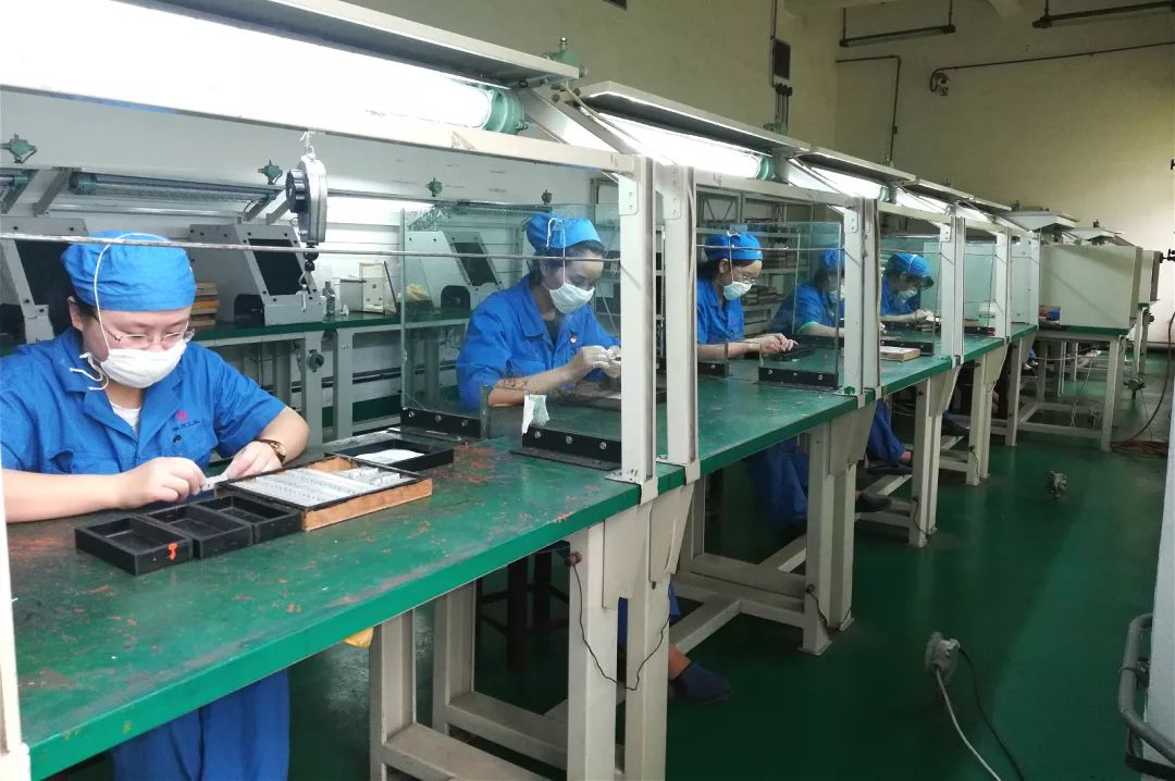 【主題教育促發(fā)展<1>】“四個(gè)確保”助力華川工業(yè)實(shí)現(xiàn)“雙過(guò)半”