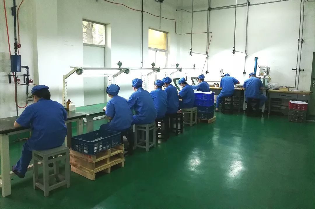 【主題教育促發(fā)展<1>】“四個(gè)確保”助力華川工業(yè)實(shí)現(xiàn)“雙過(guò)半”