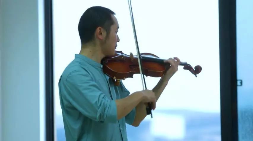 【兵裝青年標兵②】建設工業:“熊孩子”的名品設計夢