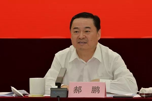 國資委與中央企業簽訂經營業績責任書,郝鵬強調要全力以赴穩增長切實發揮好“穩定器”作用