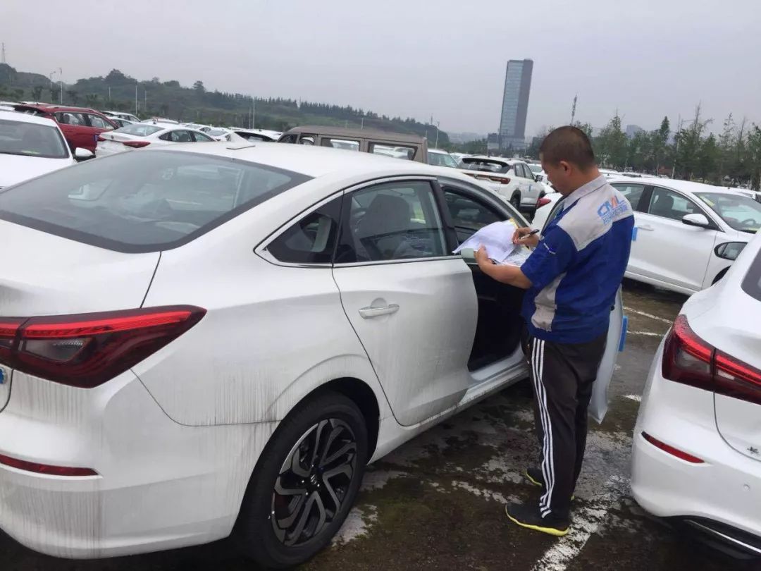 可敬!國慶中的兵裝身影