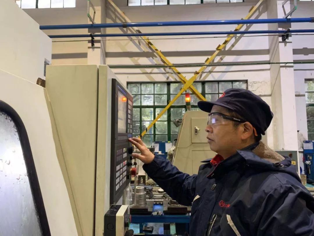 沖刺收官中的“急先鋒”【堡壘行動·黨員風采】